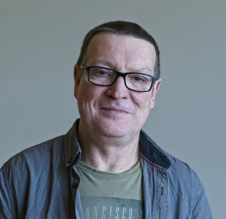 A welcoming mentor embodying Kindlehills culture of warmth and trust, honouring the deep connection between families and school.